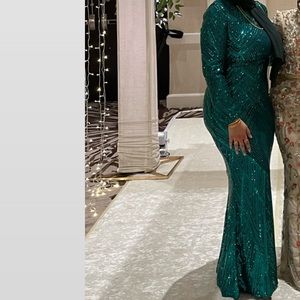 Sequin Emerald Green Fitted Bridesmaid Prom Dress Long Sleeve